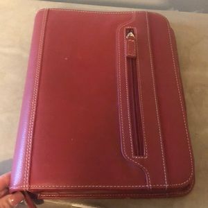 Foray Planner Red